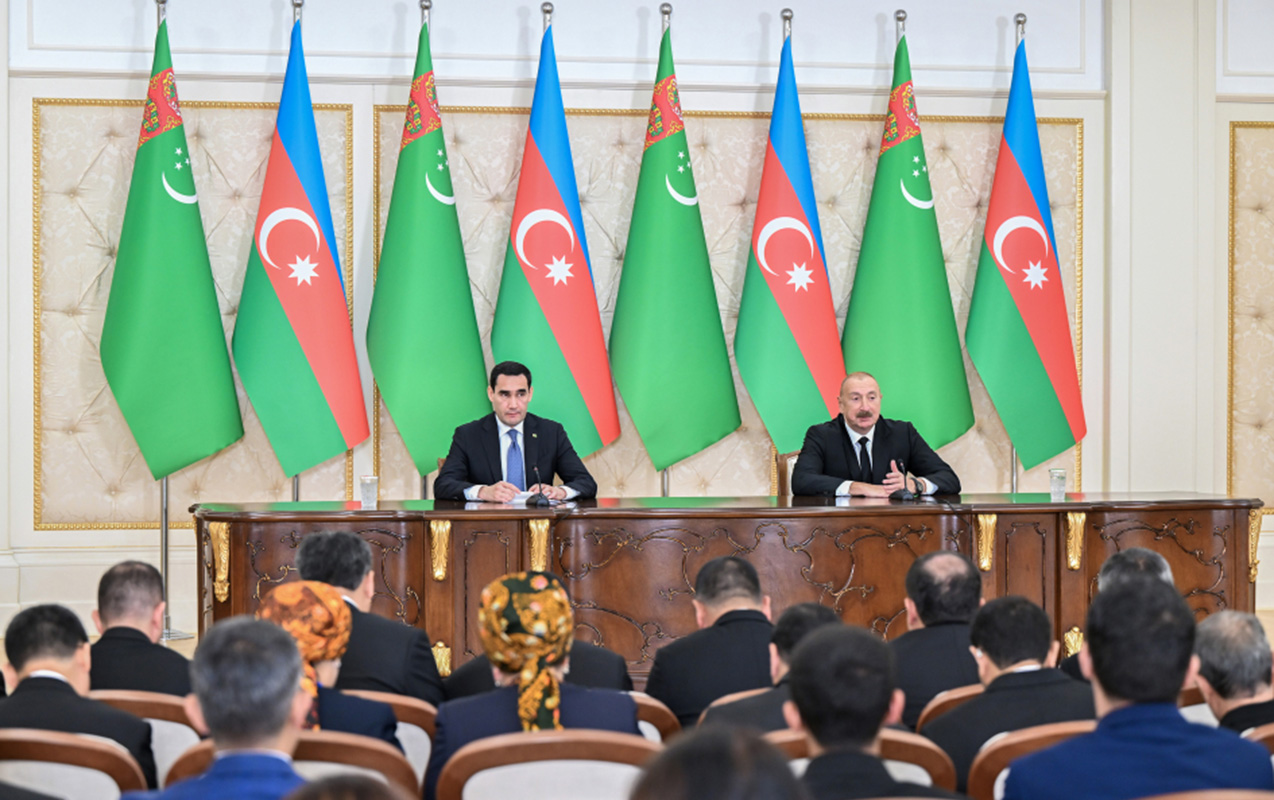 prezidentler-metbuata-beyanatlarla-cixis-etdiler