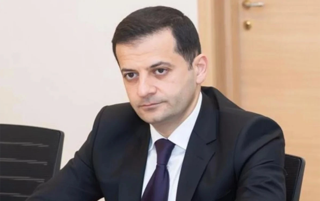 turkiyede-azerbaycanliya-yuksek-vezife-verildi