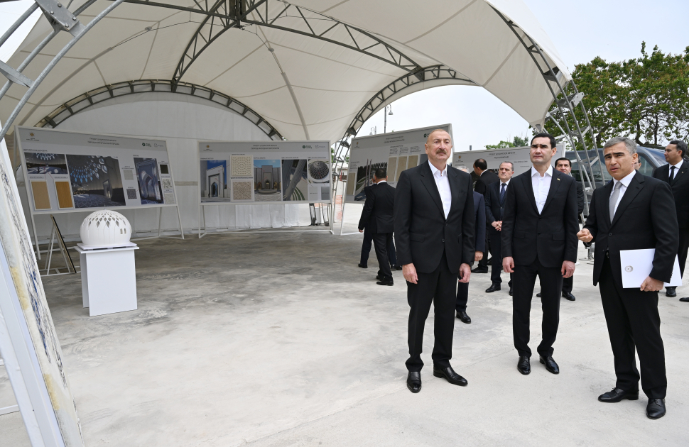 Prezidentlər Şuşa məscidində tikinti işləri ilə tanış oldular - FOTOLAR 5 21
