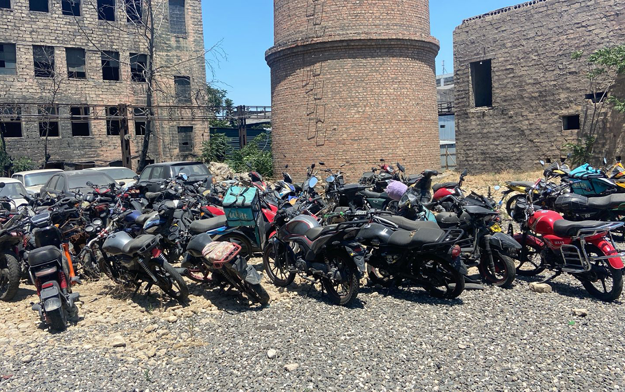 motosiklet-ve-moped-qezalarinda-olenlerin-sayi-aciqlandi