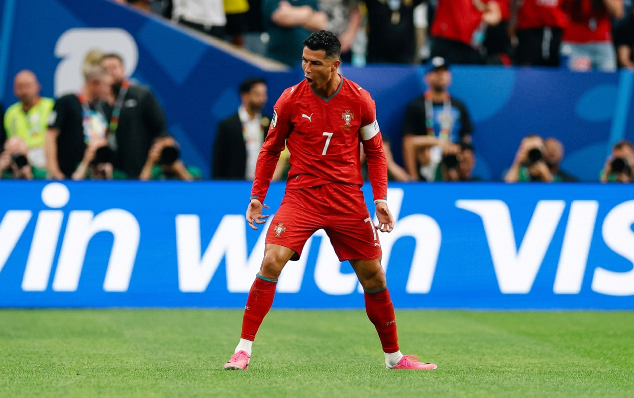 ronaldo-firtinasi-davam-edir