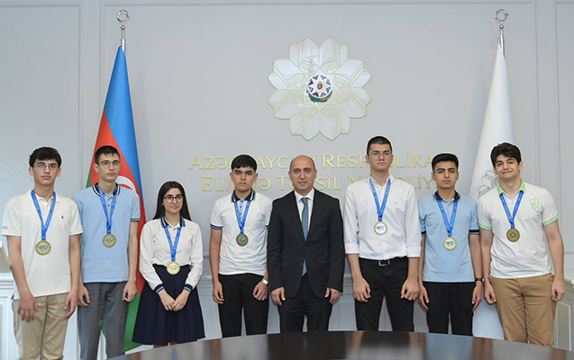 nazir-respublika-fenn-olimpiadalarinin-qalibleri-ile