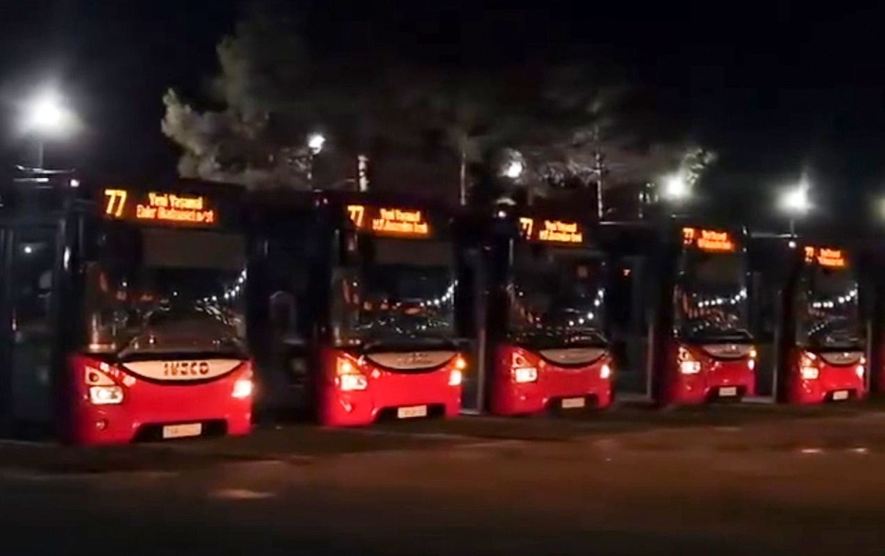xaliq-faiqoglu-77-sayli-xettin-avtobuslarini-yeniledi