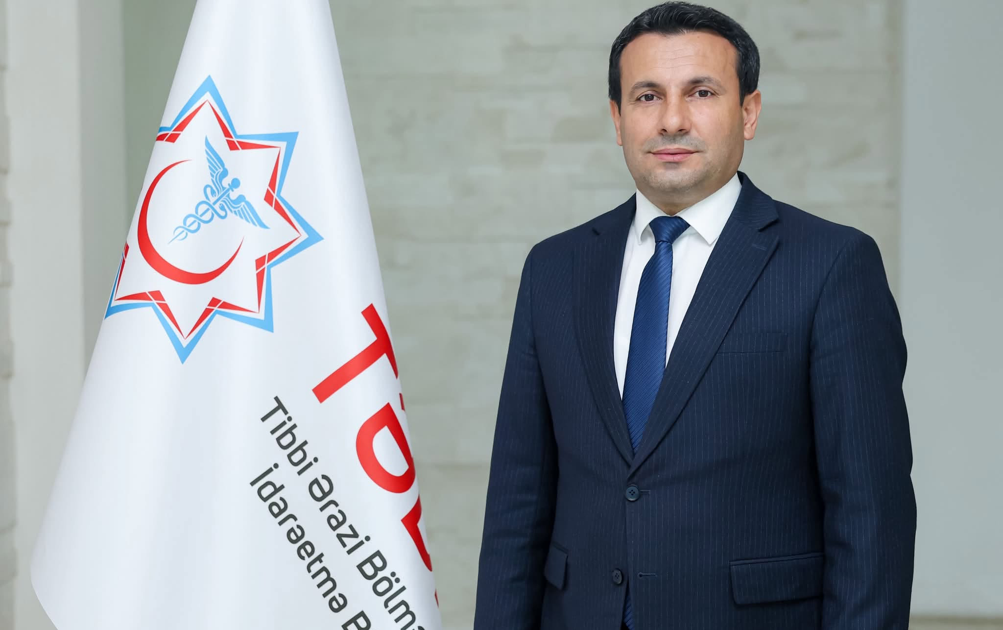 elnur-hidayetoglu-tebib-deki-isinden-ayrildi