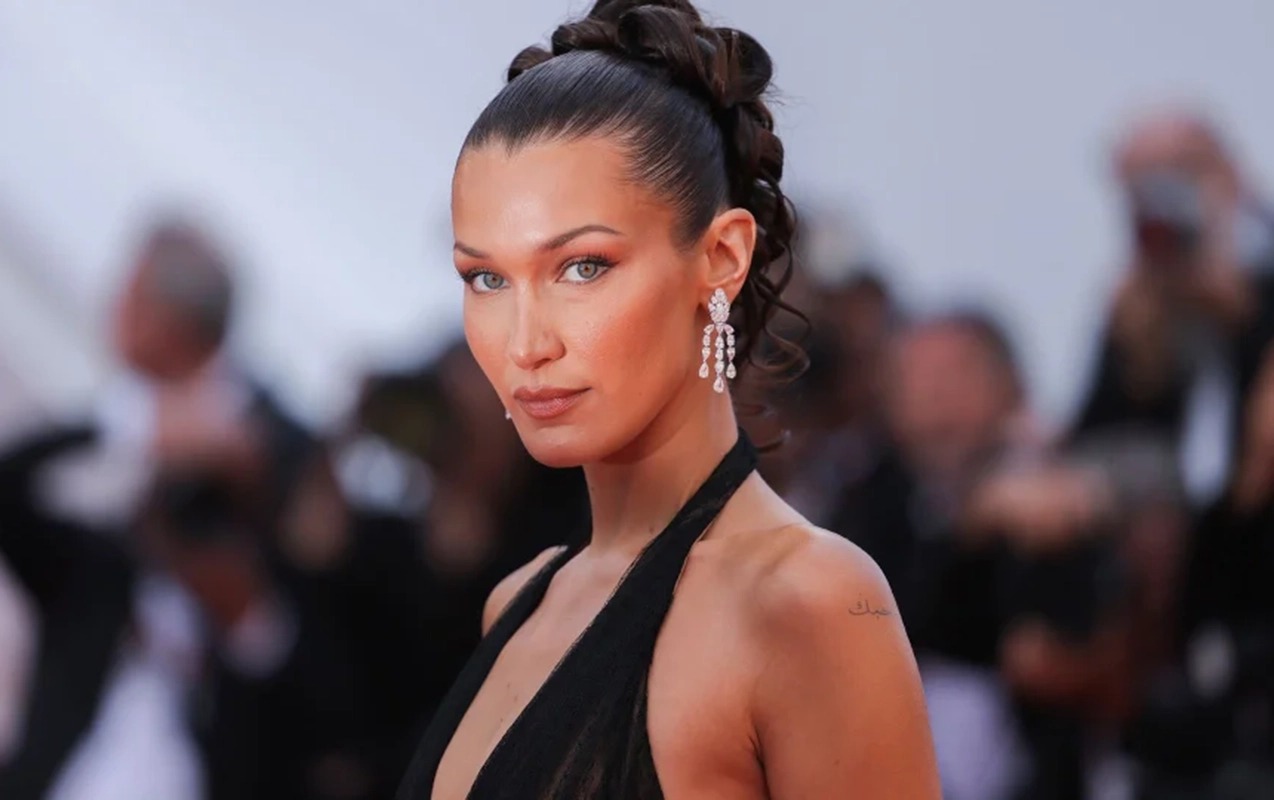 bella-hadid-kovboyla-sevgilidir
