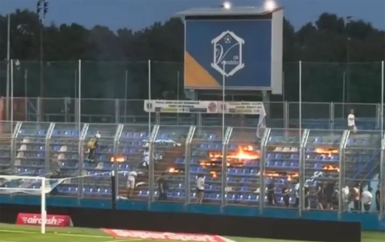 bilet-qiymetini-beyenmeler-stadionu-yandirdilar