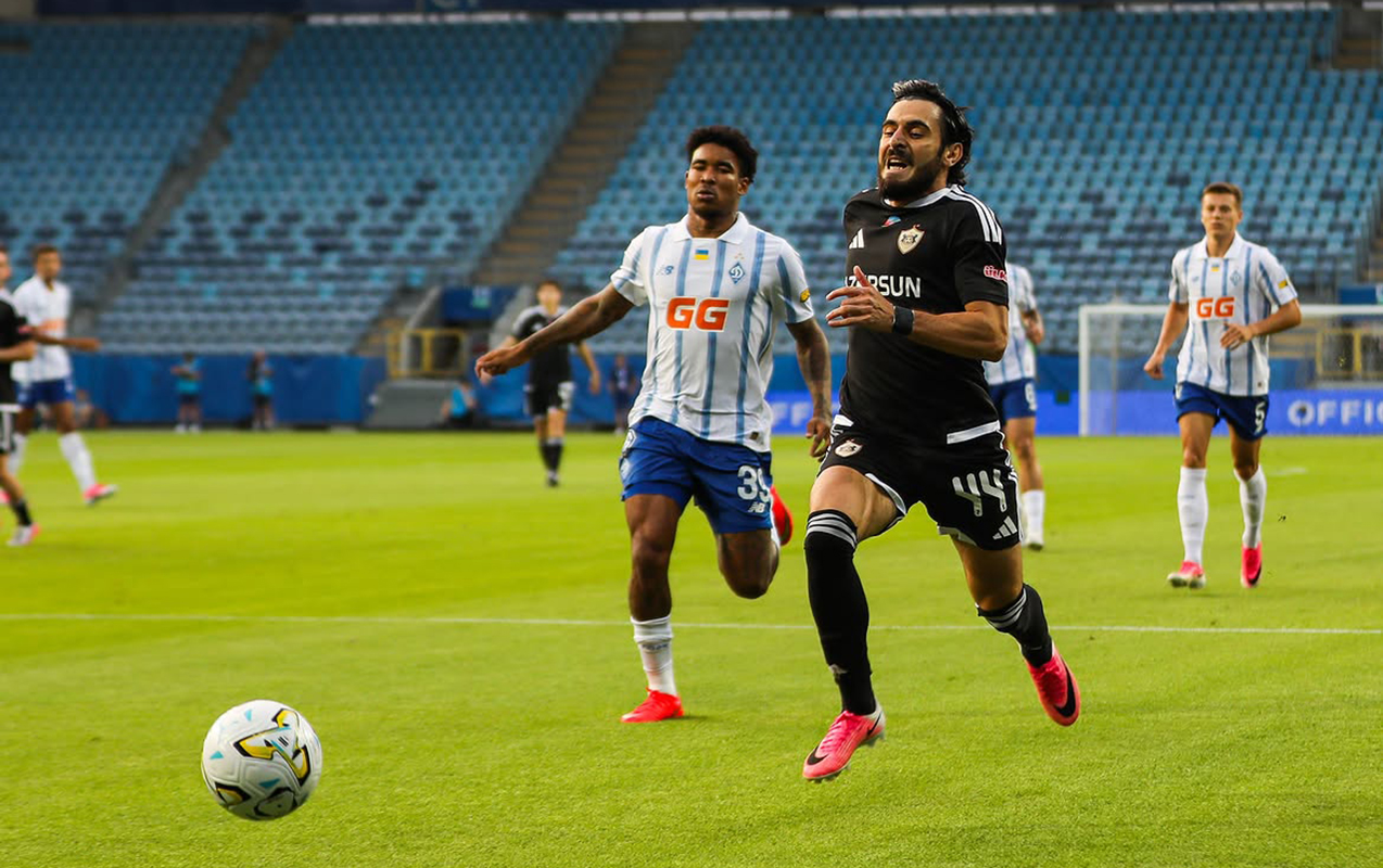 qarabag-seferde-uduzur