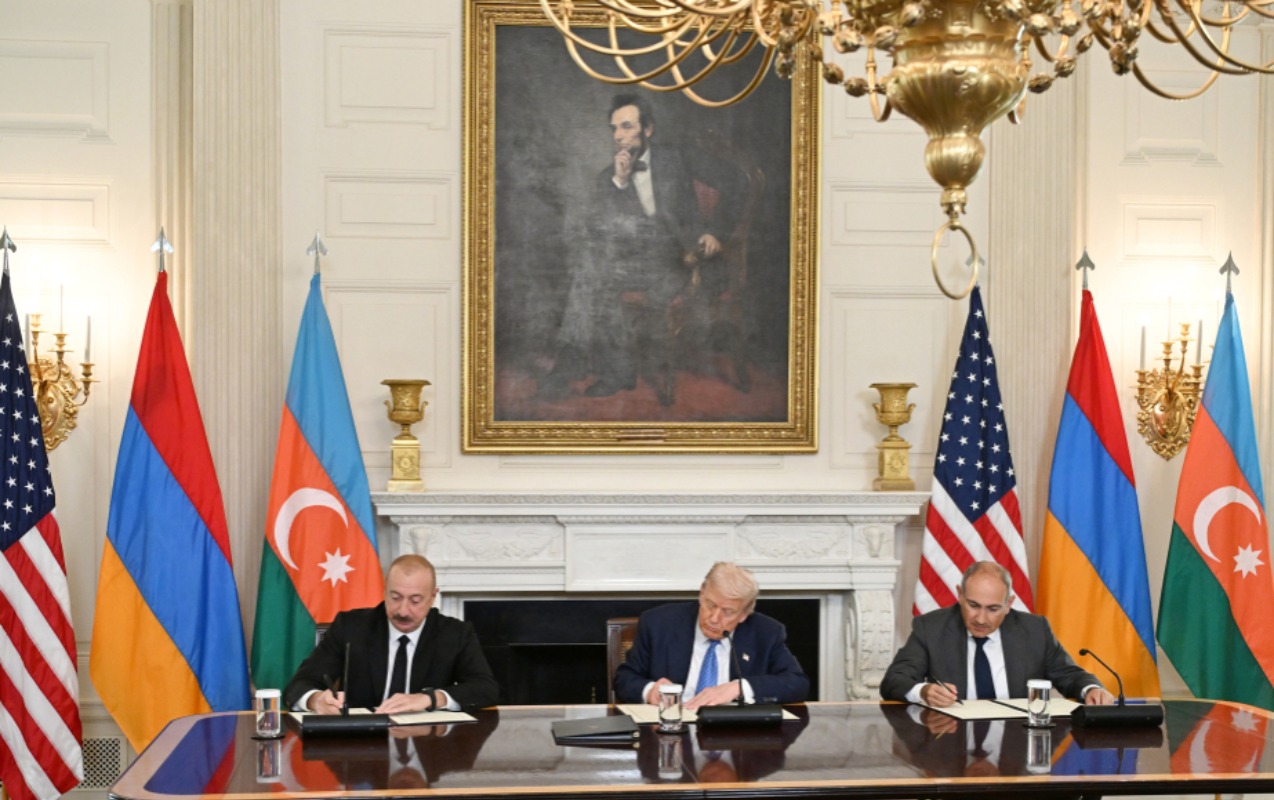 vasinqtonda-imzalanan-senedler-sulh-ucun-yeni-imkanlar-yaradib