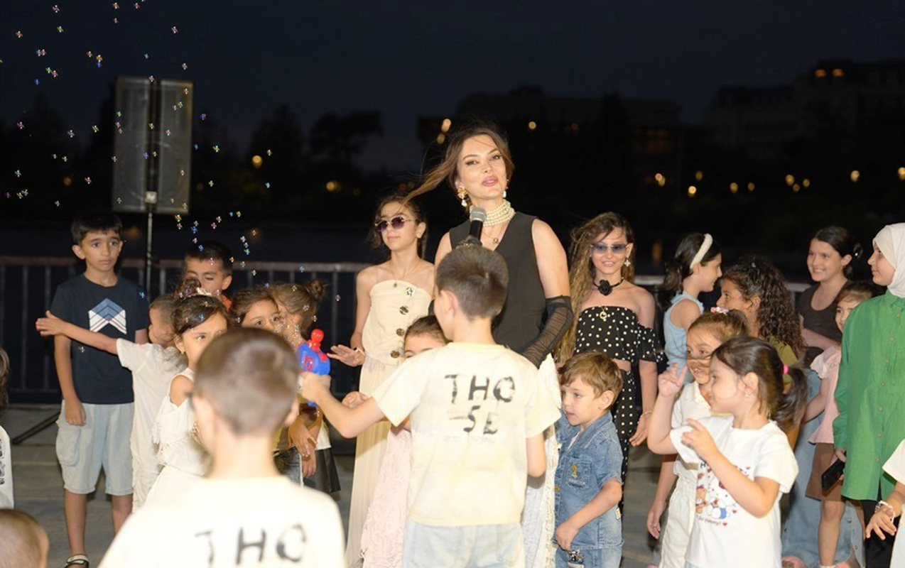 bakida-axsam-konsertleri-davam-edir