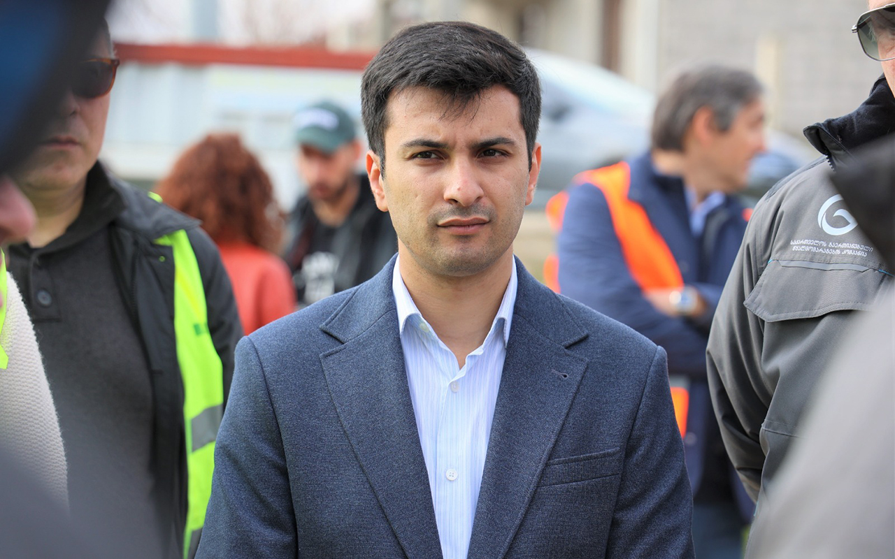 azerbaycanli-merin-qardasi-7-ayliq-hebs-edildi