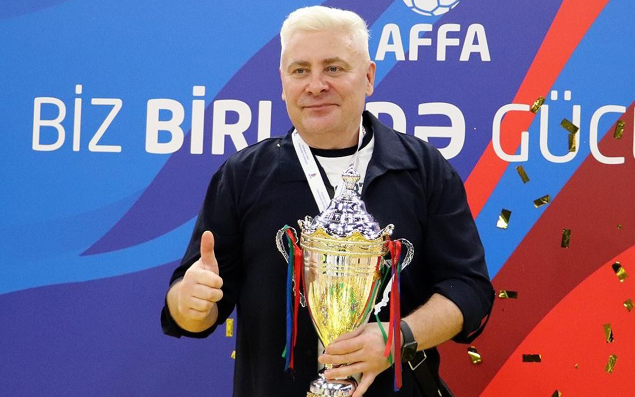 futzal-uzre-azerbaycan-millisinin-bas-mesqcisi-ile-yollar-ayrildi