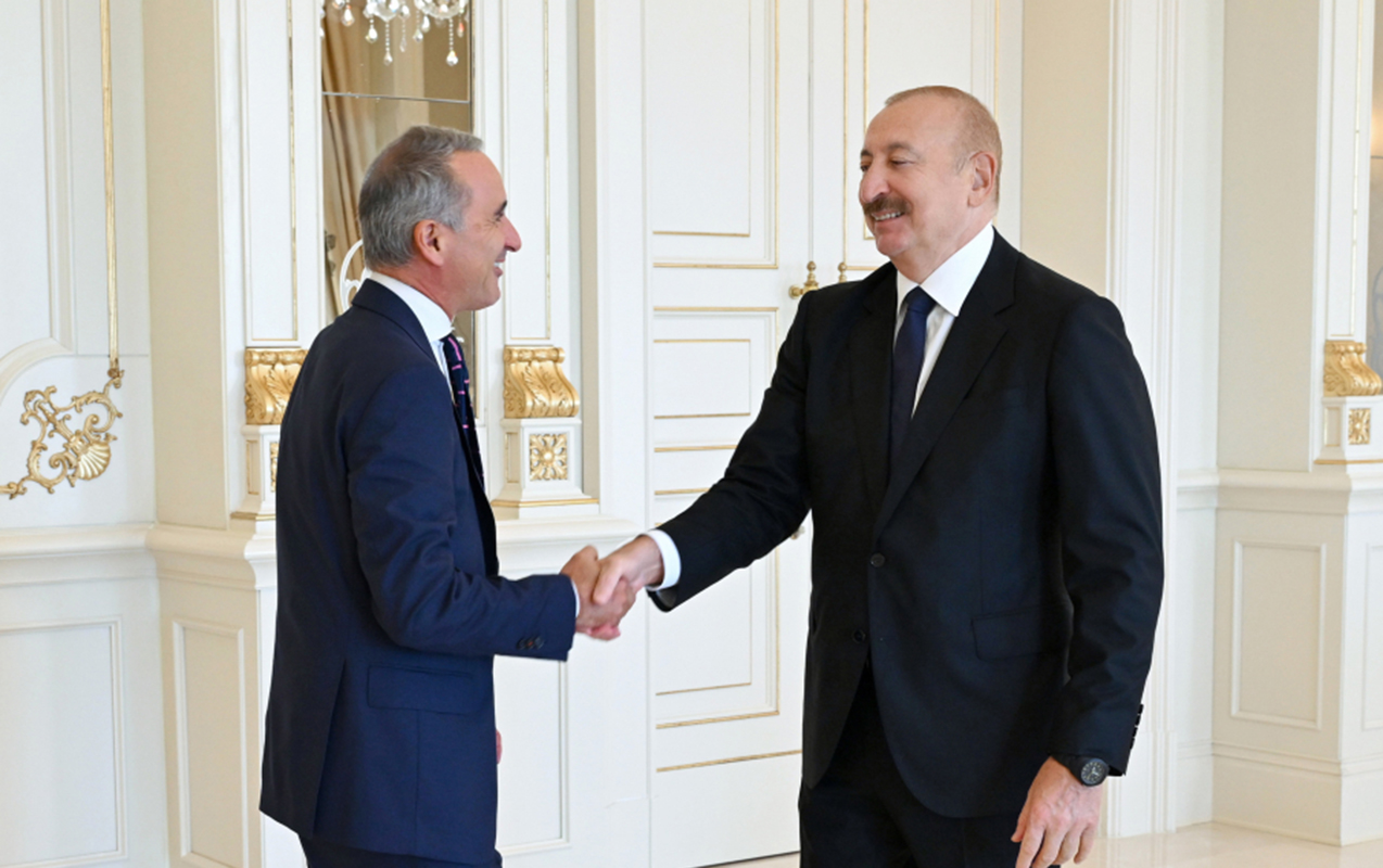 prezident-qebul-kecirdi
