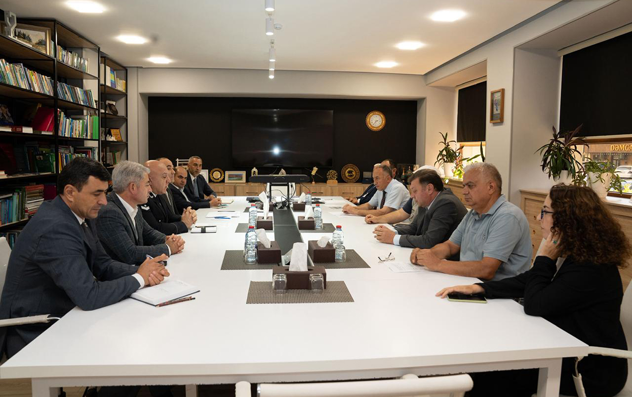 nazirlikde-ayilarla-bagli-gorus-kecirildi