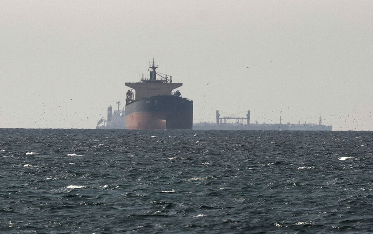 abs-fars-korfezinde-iran-tankerini-vurdu