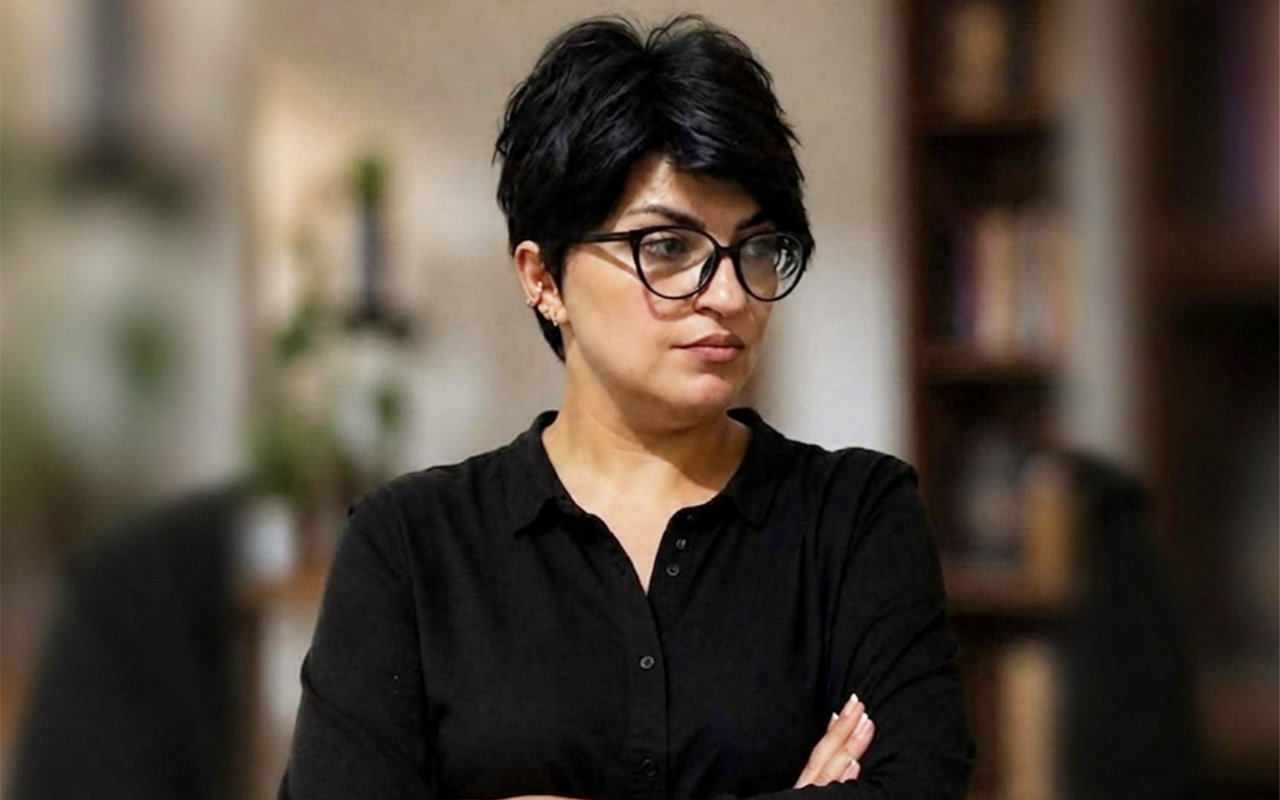 niye-menim-usaqlarim-susanin-dasina-yazmaz