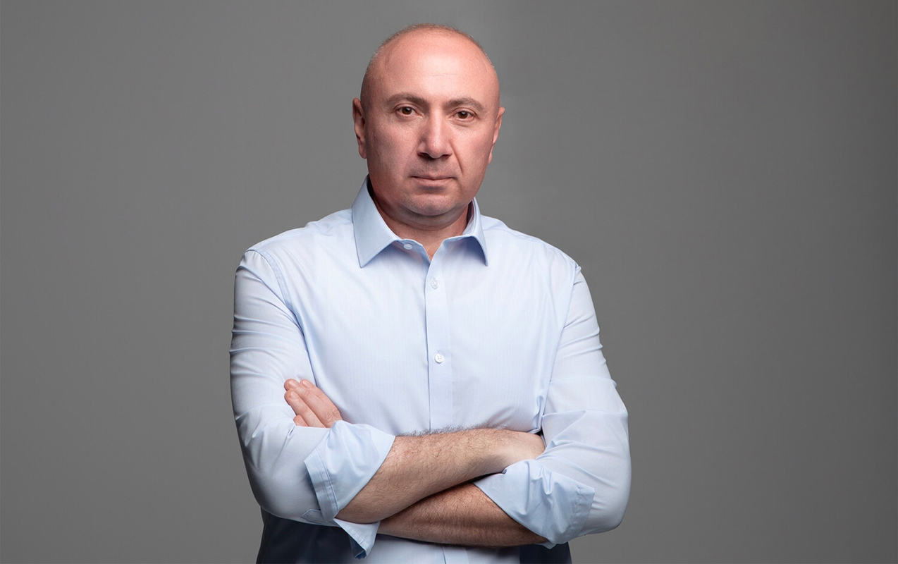 ermenistanda-partiya-liderinin-hebs-muddeti-uzadildi