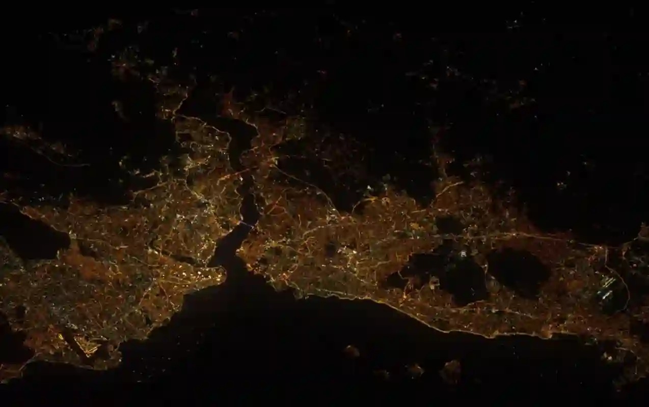 istanbul-kosmosdan-bele-gorunur