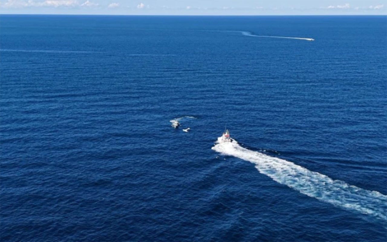 batumiden-ucan-teyyare-rizede-denize-dusdu