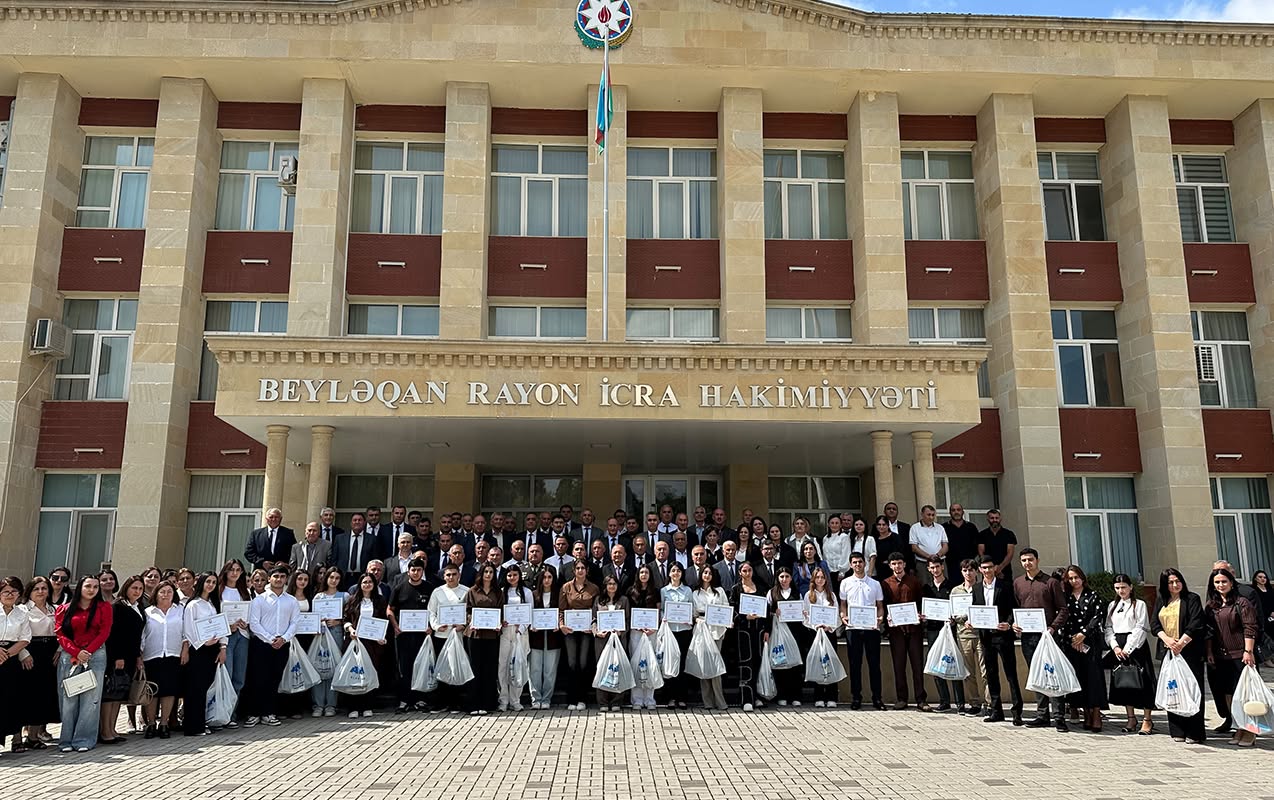 beyleqanda-yuksek-bal-toplayan-mezunlarla-gorus