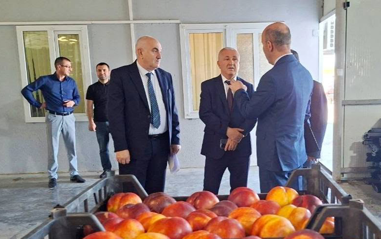 qusarda-aqropark-ve-iri-fermer-teserrufatlarinda-monitorinq-aparildi
