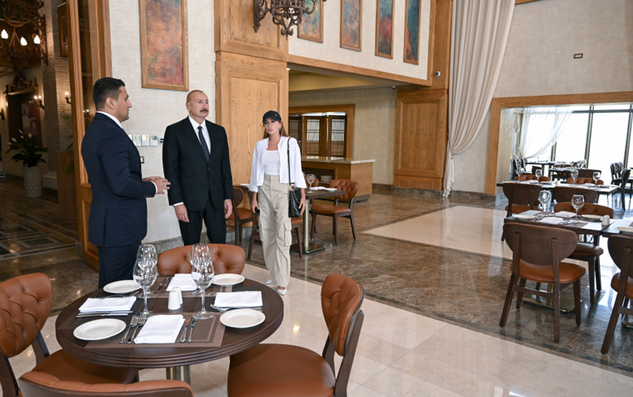 prezidentle-xanimi-samaxida-daha-bir-hotel-acilisinda