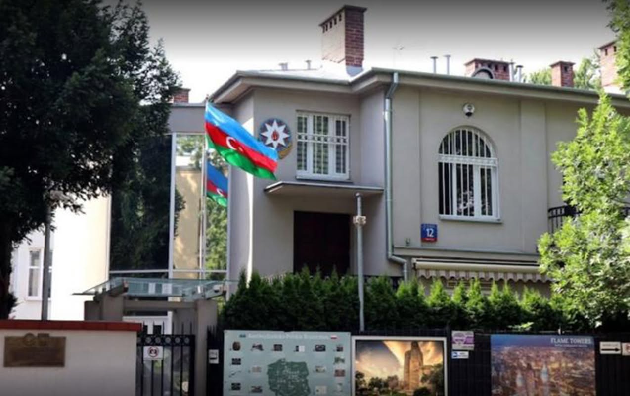 polsada-azerbaycana-qarsi-texribatin-qarsisi-alinib