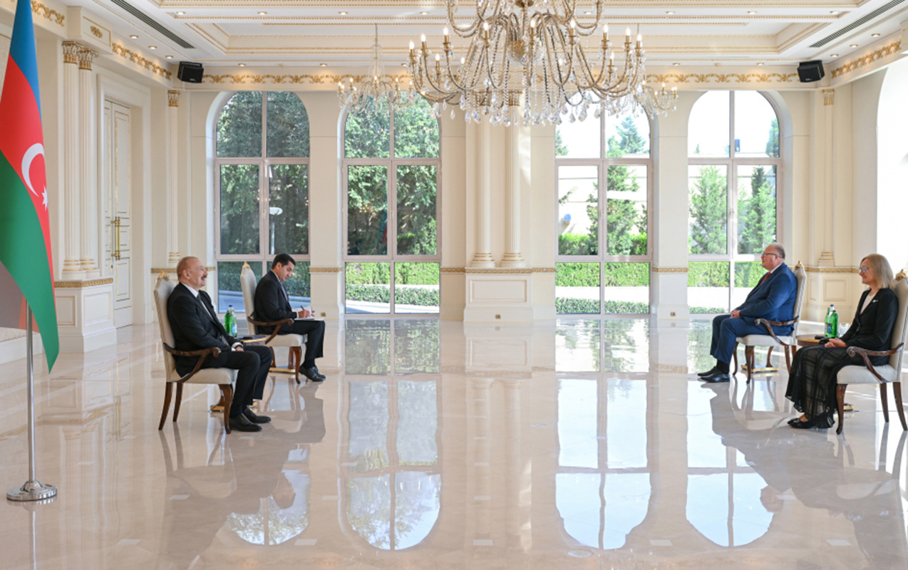prezident-estoniyanin-olkemizdeki-ilk-sefirini-qebul-etdi