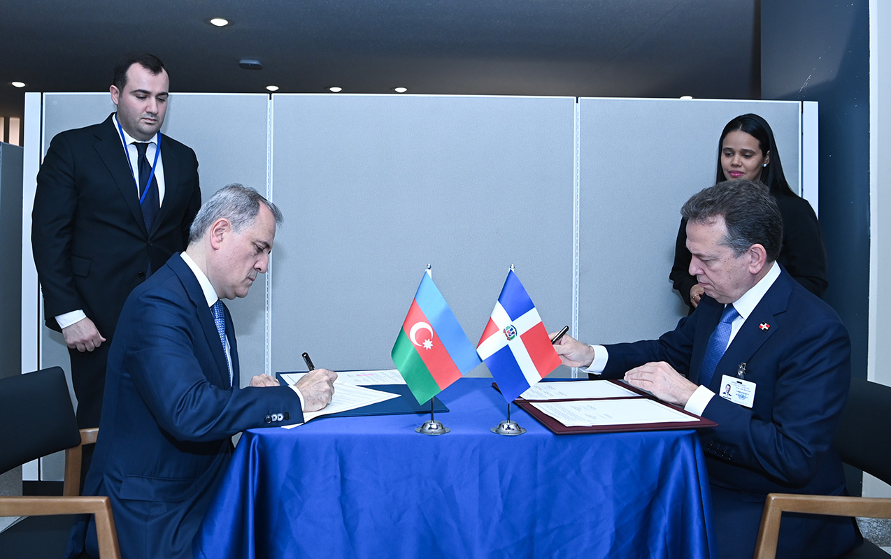 azerbaycanla-dominikan-arasinda-viza-rejimi-legv-edildi