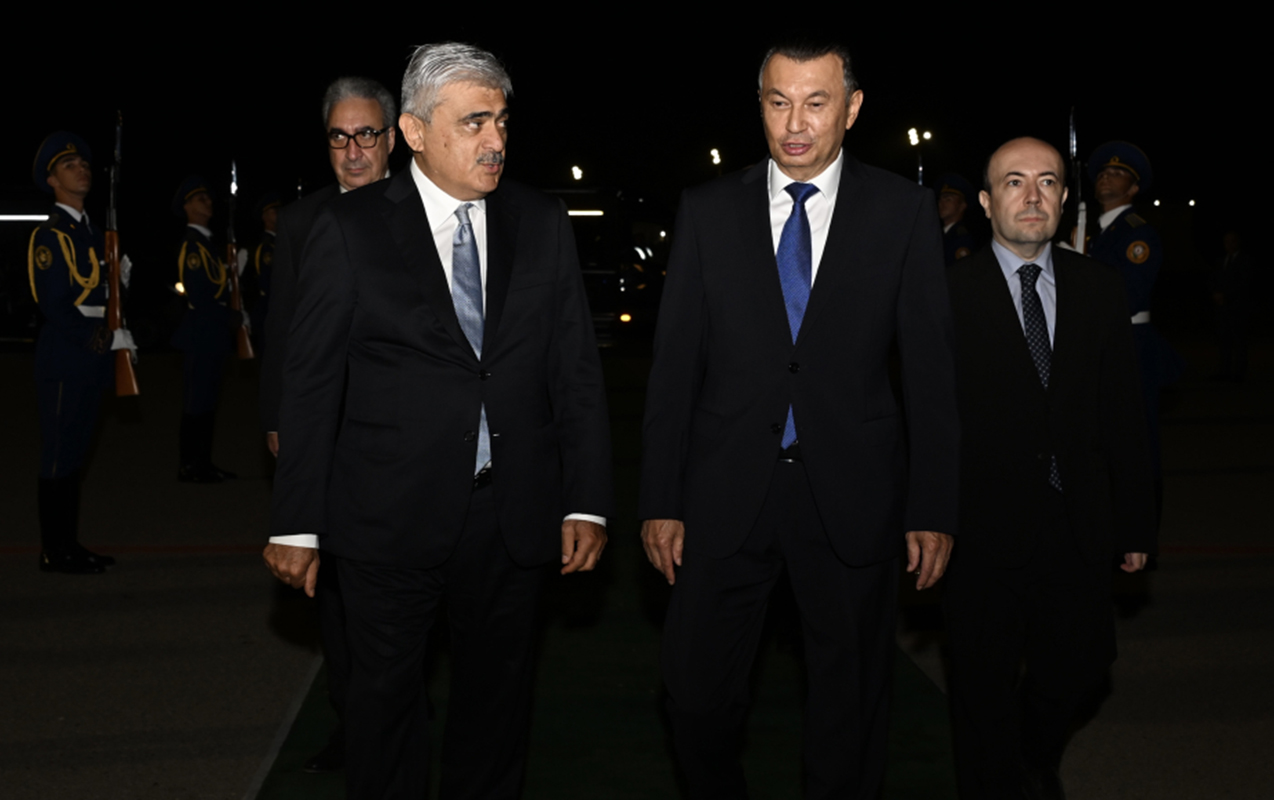tacikistanin-bas-naziri-azerbaycana-geldi