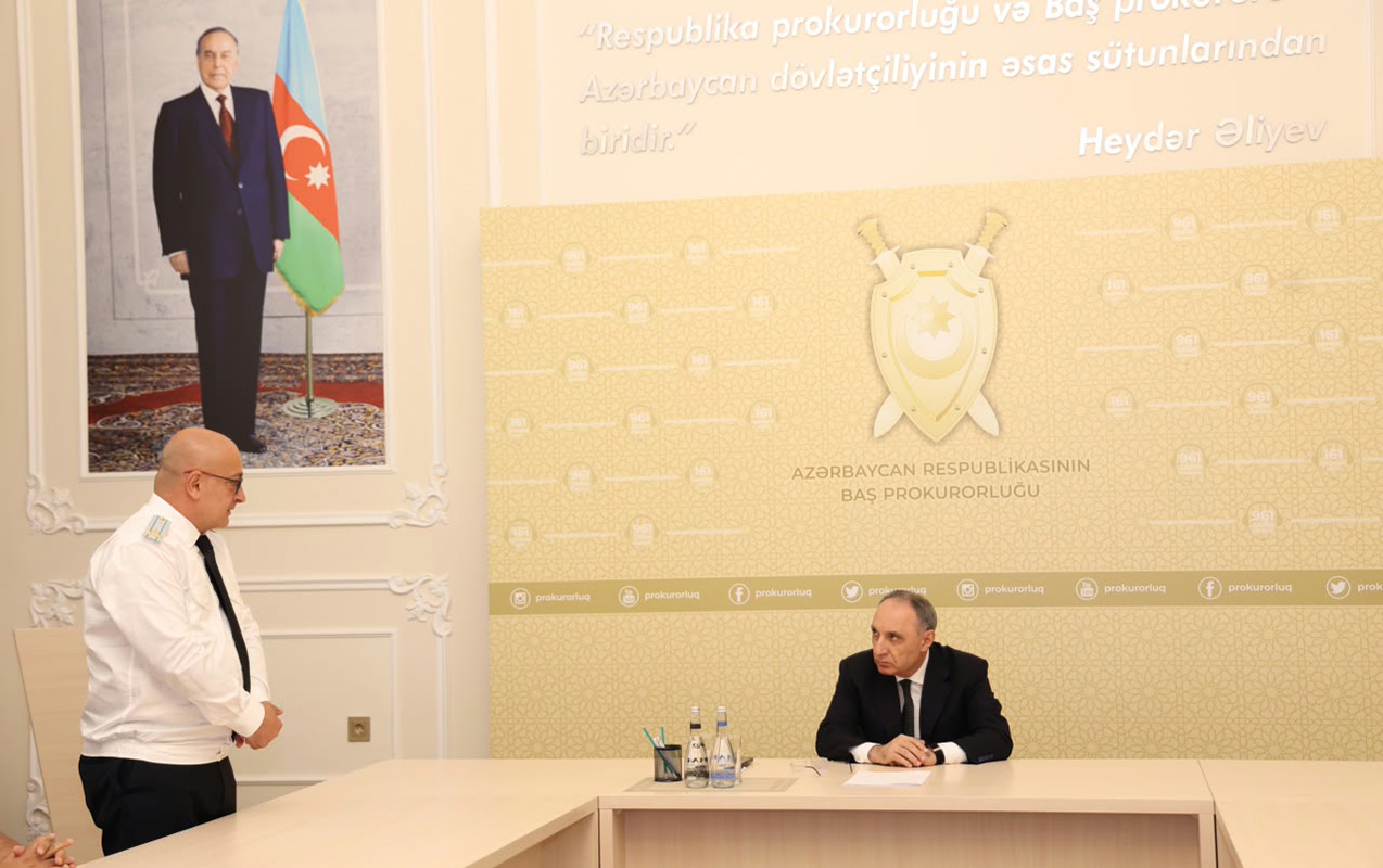 bas-prokurorluqda-sehid-aileleri-veteranlar-ve-muharibe-istirakcilari-ile-gorus-olub
