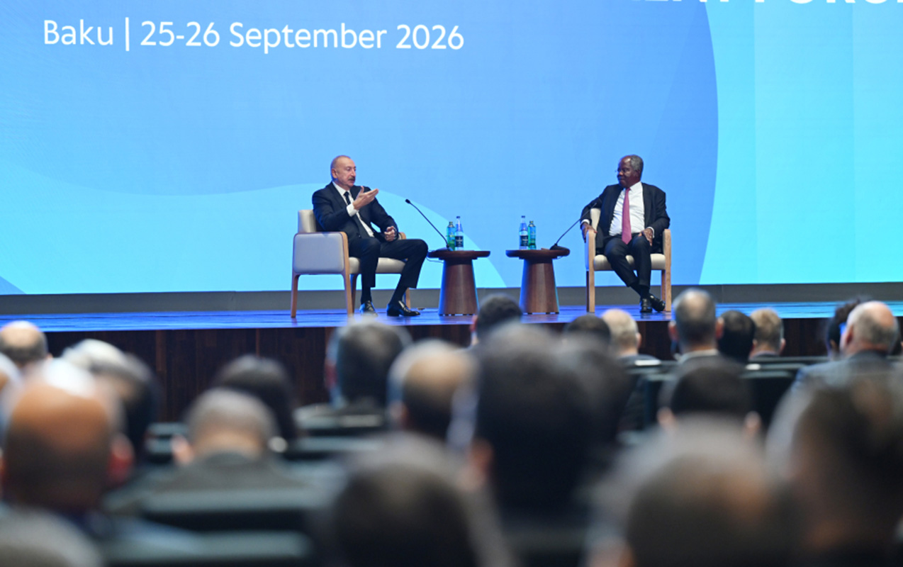 prezident-ii-azerbaycan-beynelxalq-investisiya-forumunda-istirak-edib