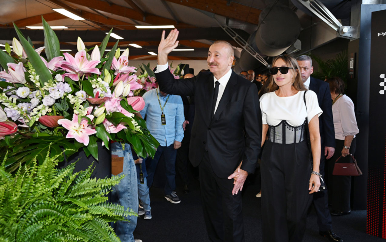 prezident-ve-xanimi-formula-1-i-izlediler