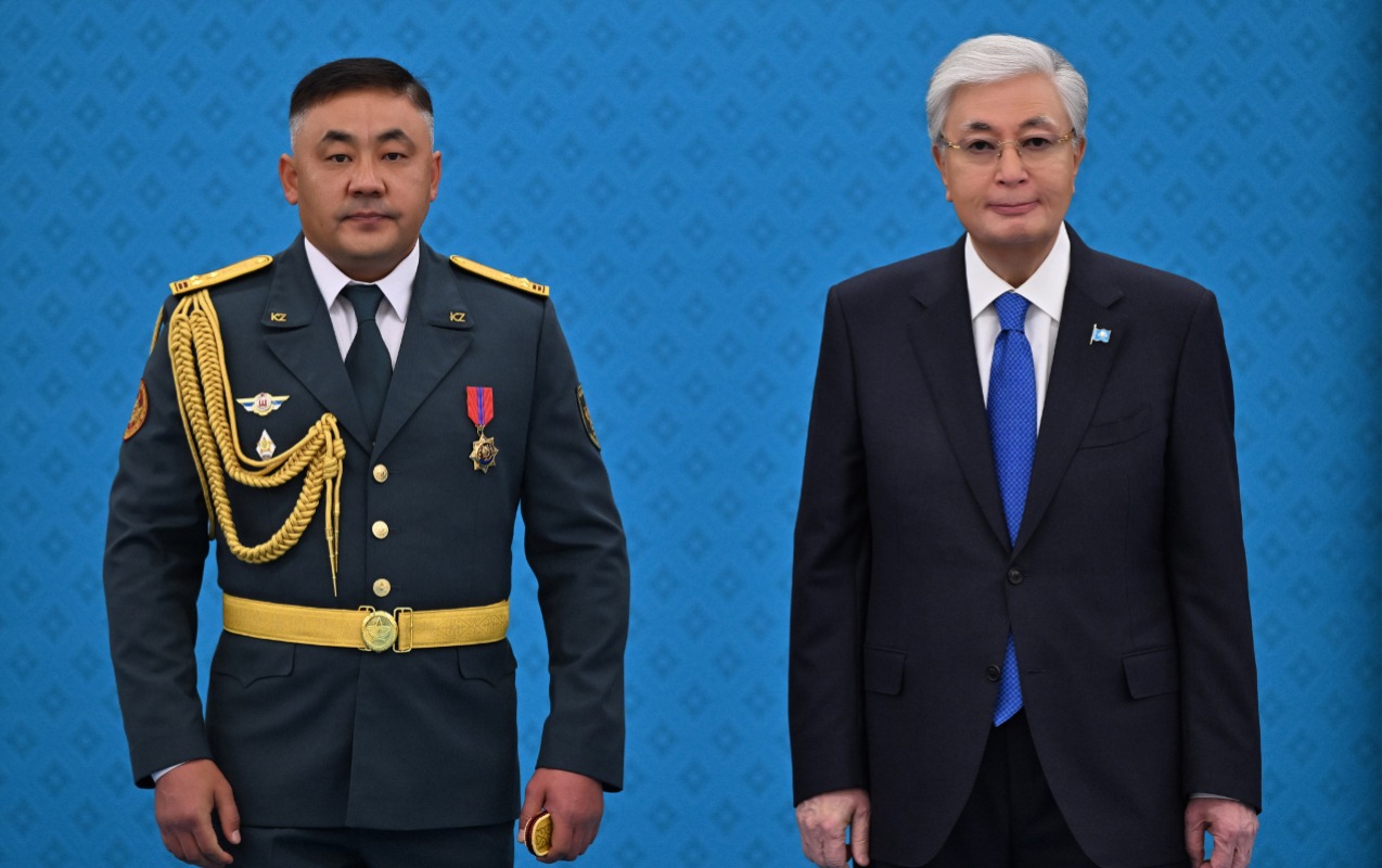 tokayev-yeni-mudafie-naziri-teyin-etdi