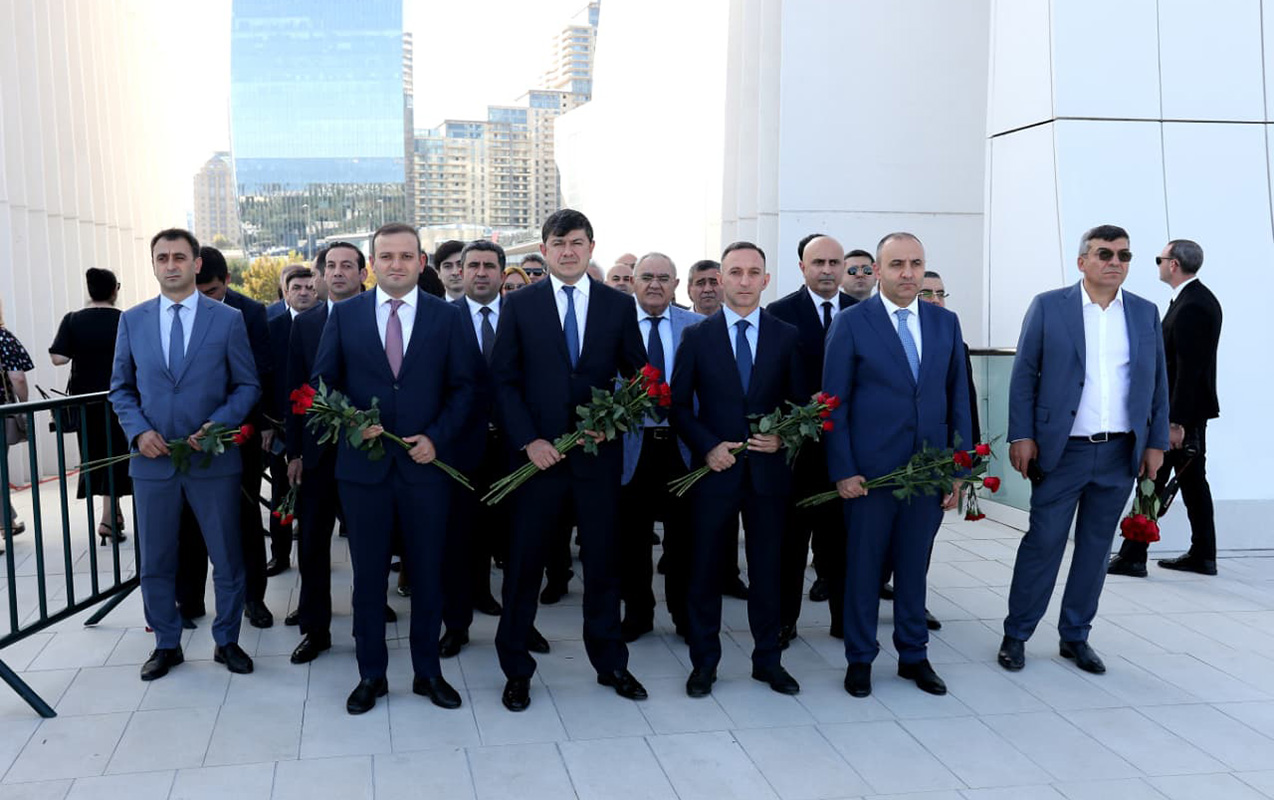 komite-emekdaslari-zefer-parkini-ziyaret-edibler