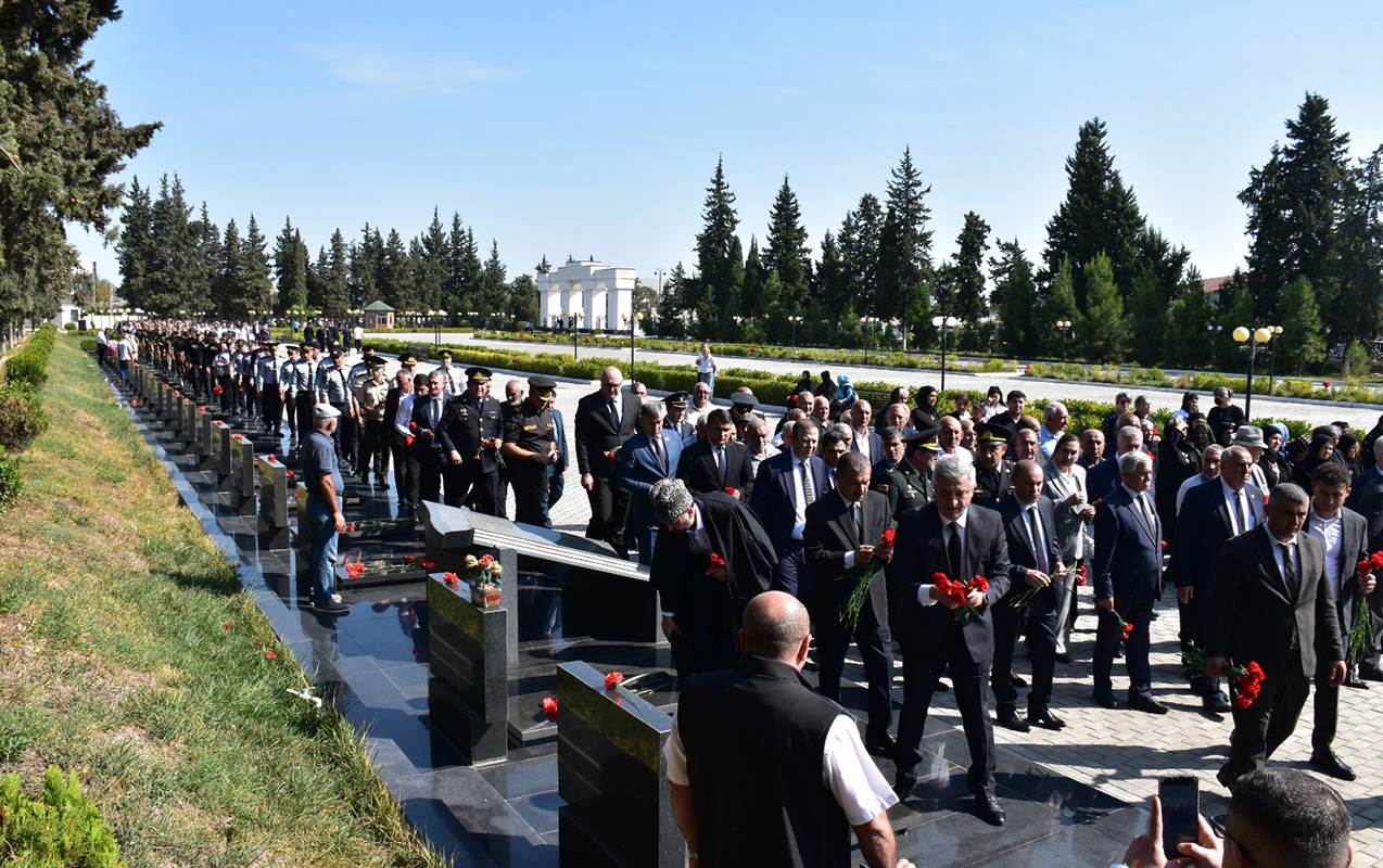 imislide-de-anim-gunu-derin-ehtiramla-qeyd-olundu