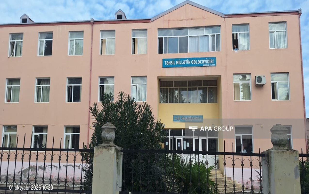 agstafada-muellimler-ders-ustunde-dalasdi
