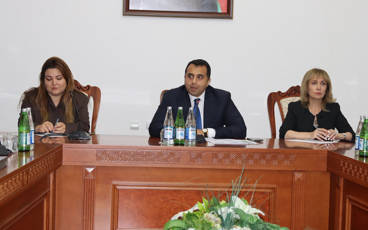 isci-qrupun-novbeti-iclasi-xankendide-kecirildi