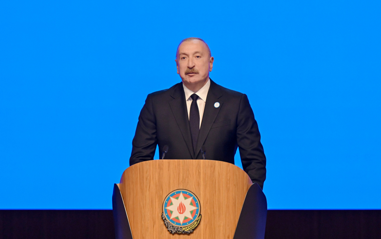 emosiyalara-qapilsaydiq-ucuncu-zefer-tagi-irevanin-merkezinde-ucaldilardi