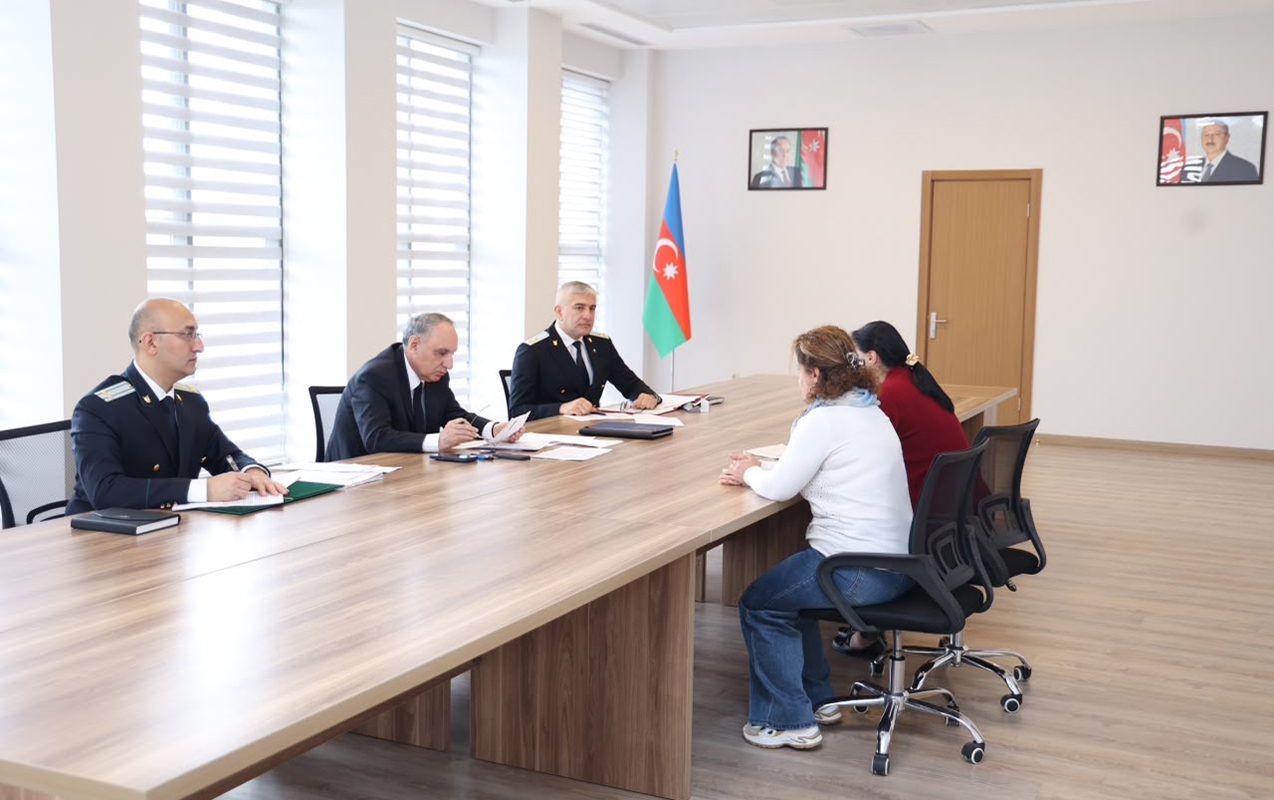 bas-prokuror-gencede-vetendaslari-qebul-etdi