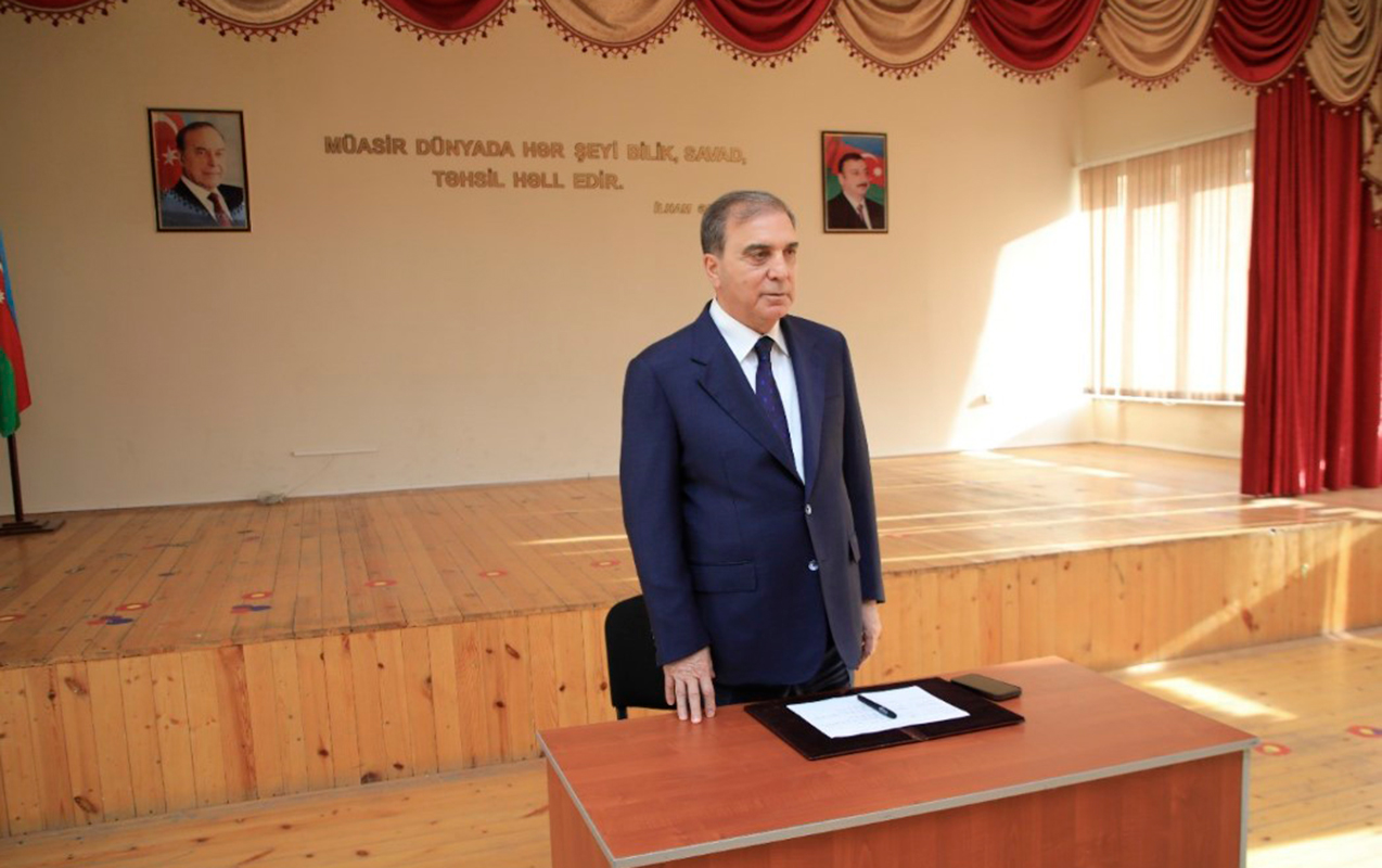 niyazi-bayramov-novbeti-defe-vetendaslarla-gorusub