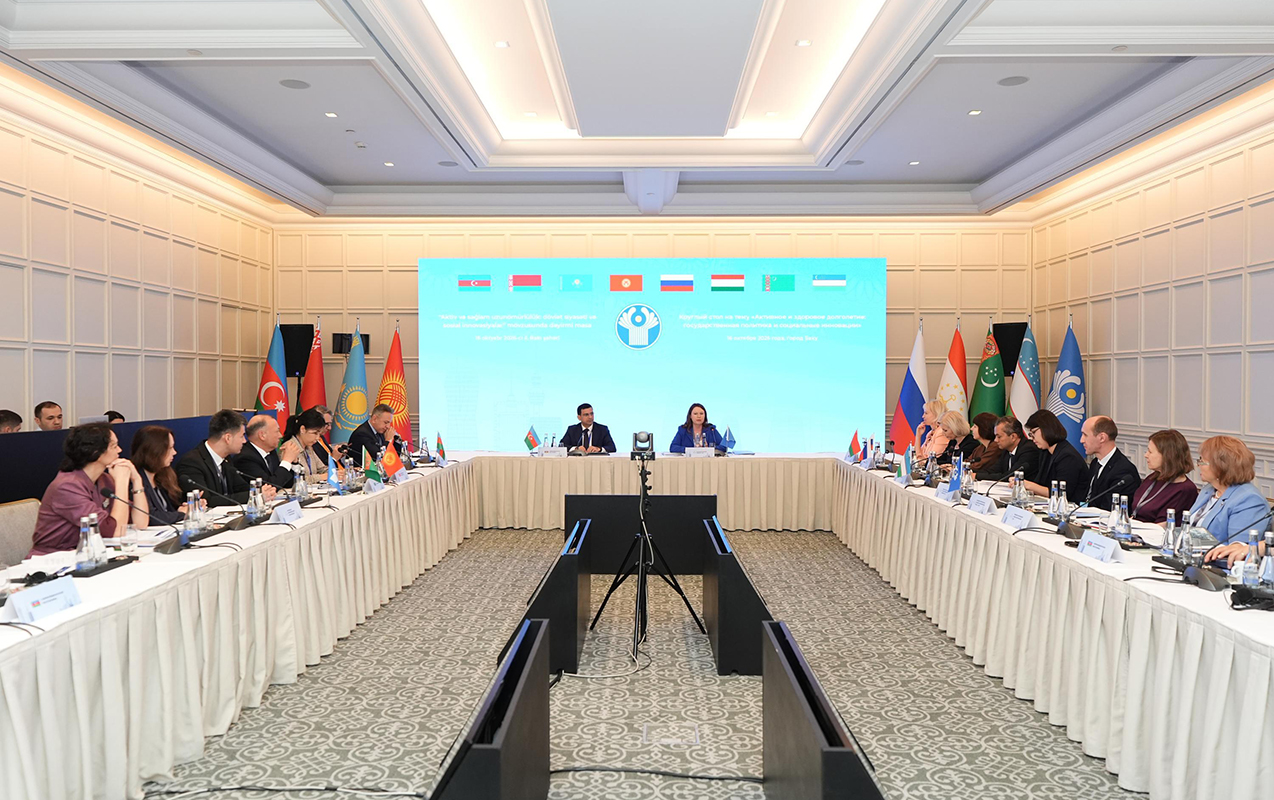 mdb-dovletlerinin-mesveret-surasinin-iclasi-cercivesinde-deyirmi-masa