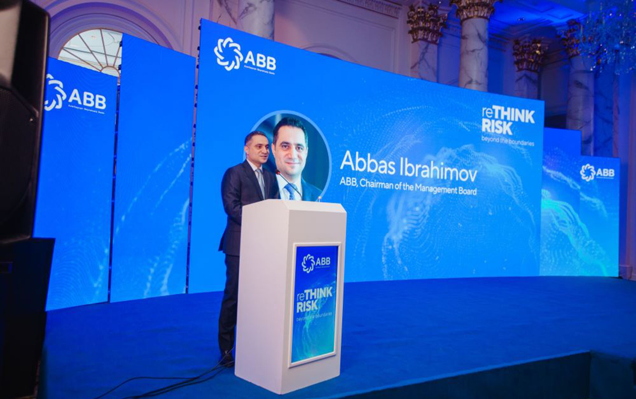 abb-beynelxalq-risk-forumu-kecirdi