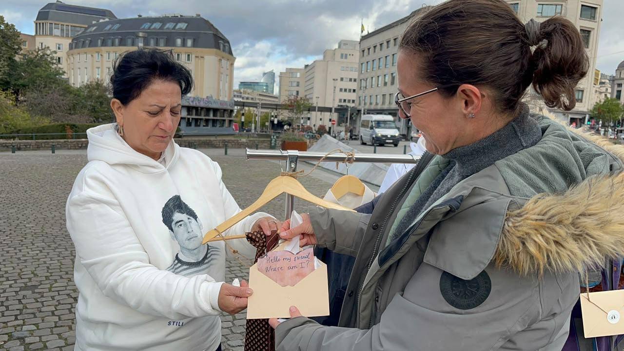 Azərbaycanlı itkin ailələri Brüsseldə silsilə dinc aksiyalar keçirib - Fotolar