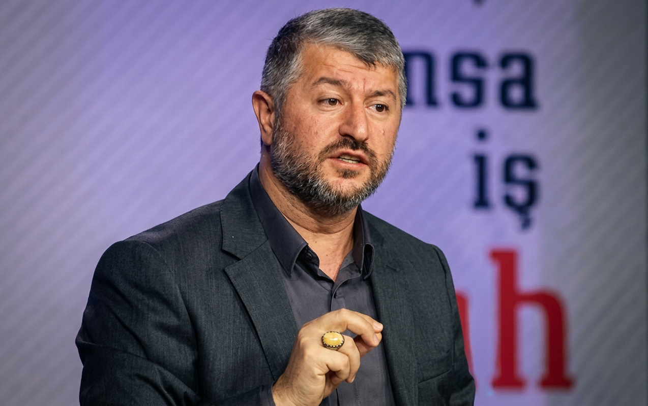 azerbaycanin-arzuolunmaz-sexs-elan-etdiyi-muhammed-emin-yildirim-istanbulda-saxlanilib