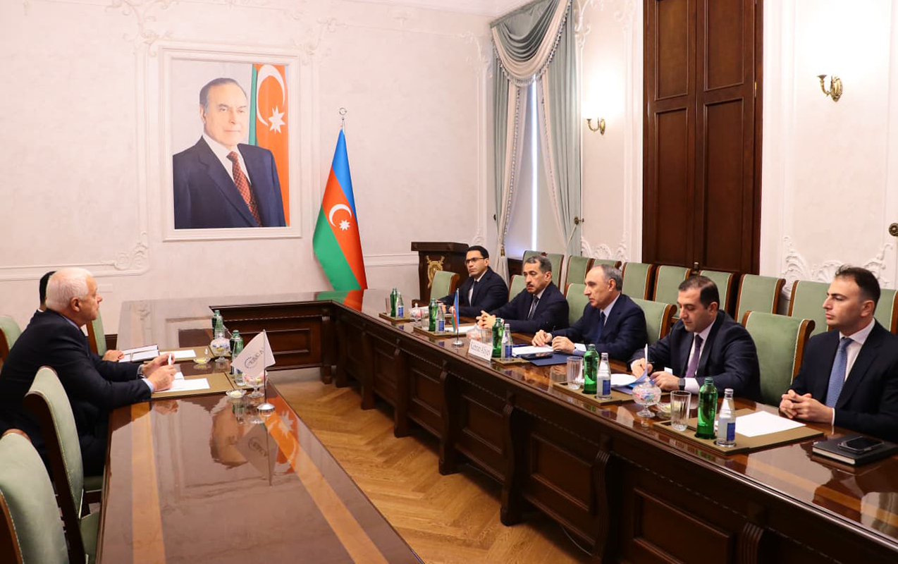 bas-prokuror-beynelxalq-korrupsiyaya-qarsi-mubarize-akademiyasinin-rehberi-ile-gorusdu