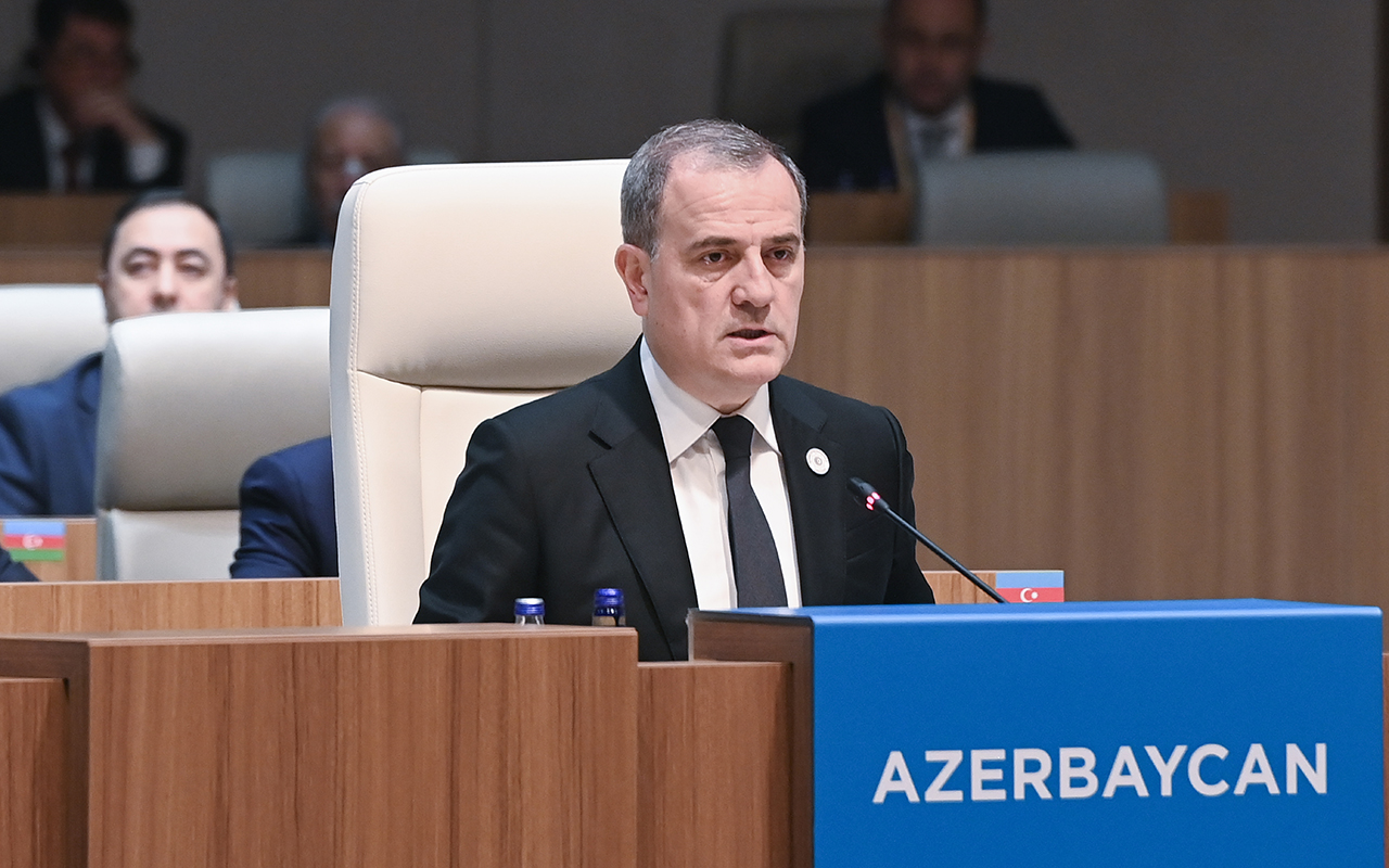 bayramov-tdt-dovlet-bascilari-surasinin-13-cu-zirve-gorusunde-istirak-edib