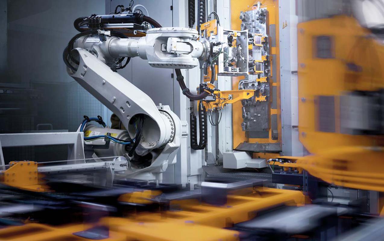 insan-beyin-huceyreleri-ile-isleyen-robot-it-hazirlandi