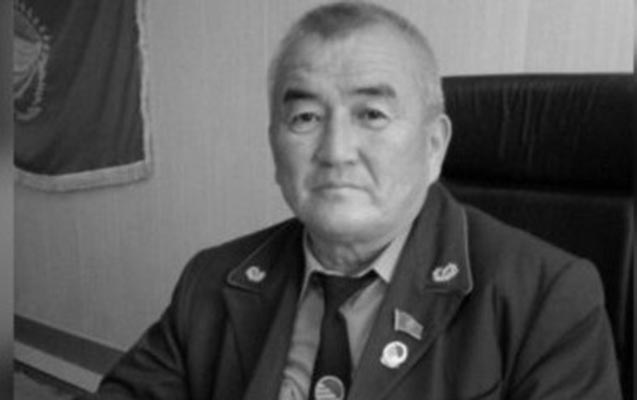 qazaxistanda-deputat-ozunu-asib