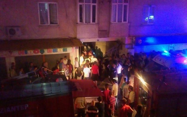 turkiyede-binada-partlayis