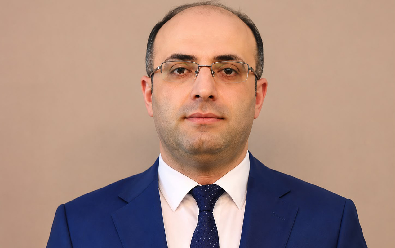 Naxçıvanda məmurların işdən çıxmasının detalları - FOTOLAR 2 Kamilli